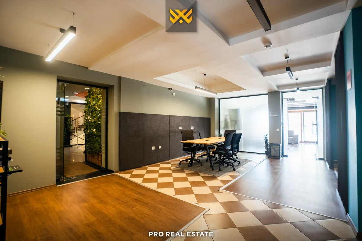 Objekt 2900m² me #QIRA në Aktash
