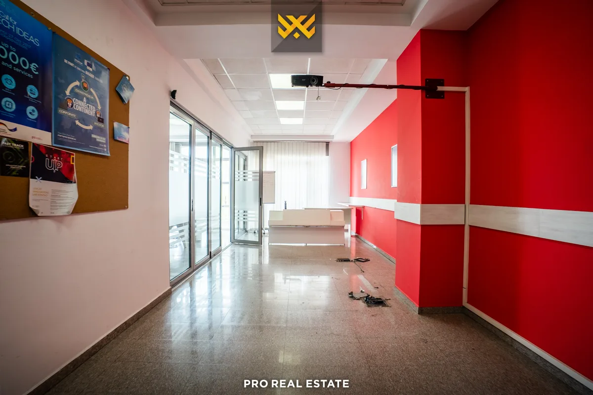 Objekt 2900m² me #QIRA në Aktash