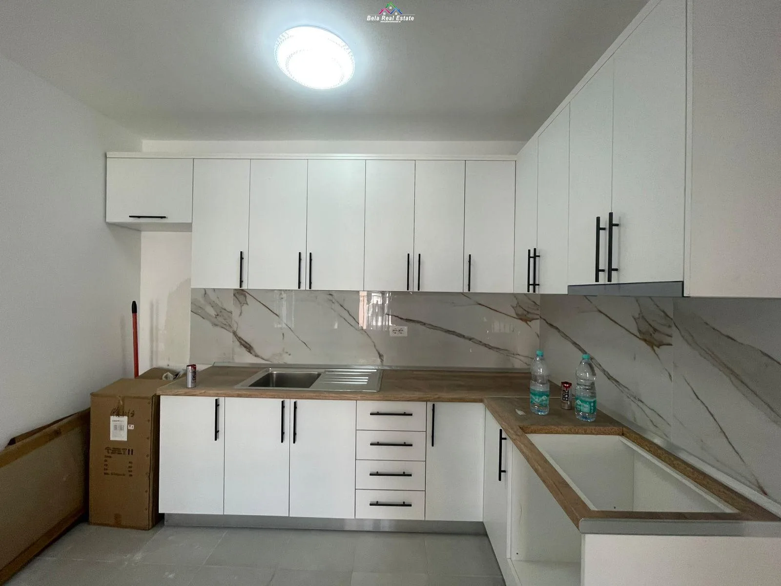 Apartament Me Qera 3+1 tek 5 Maji ( ID B230173) Tirane​
