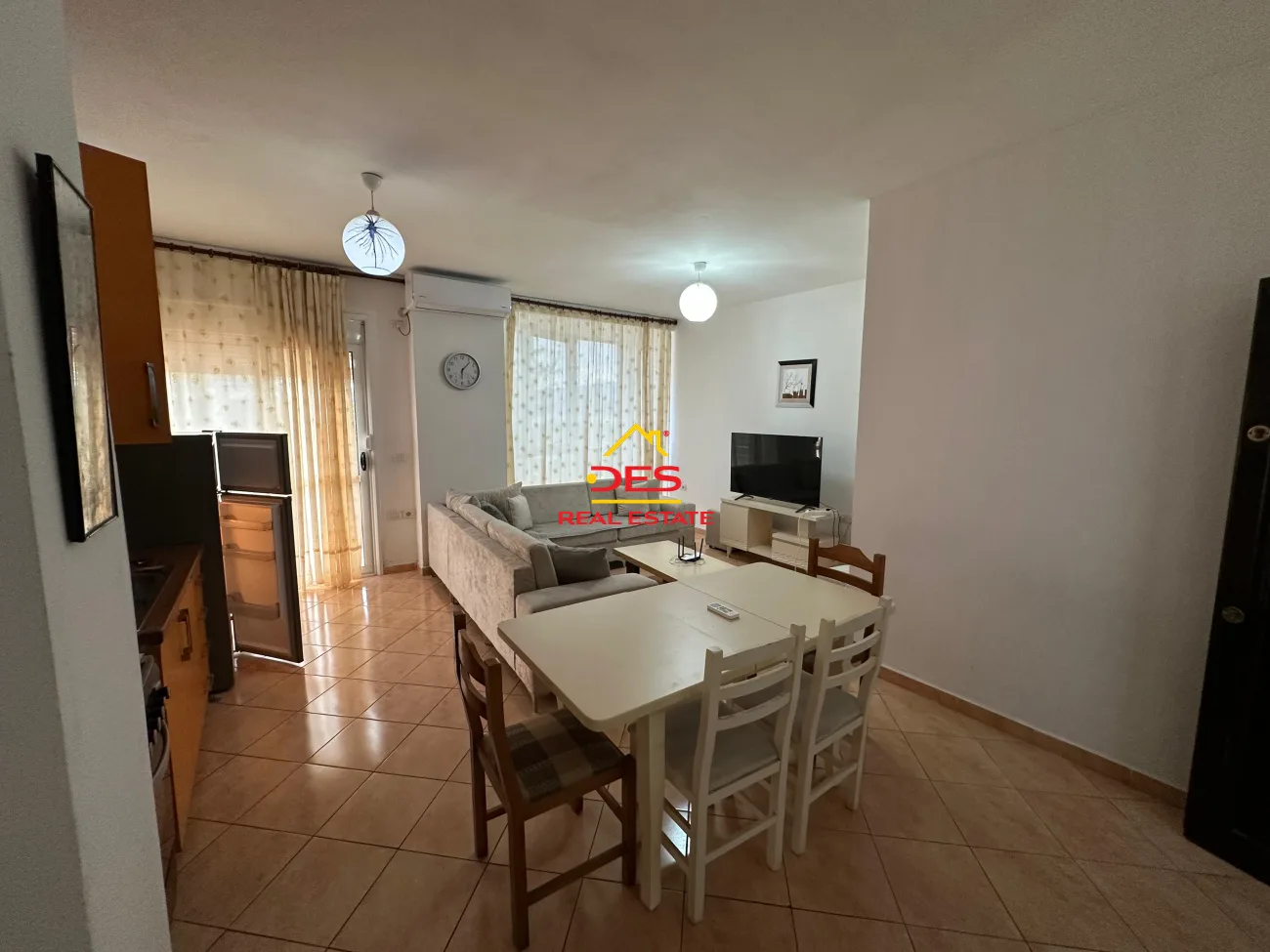 JEPET ME QIRA APARTAMENT 1+1 PRANË PORTIT ,VLORË 📍 Te Ish- Karburant Vola