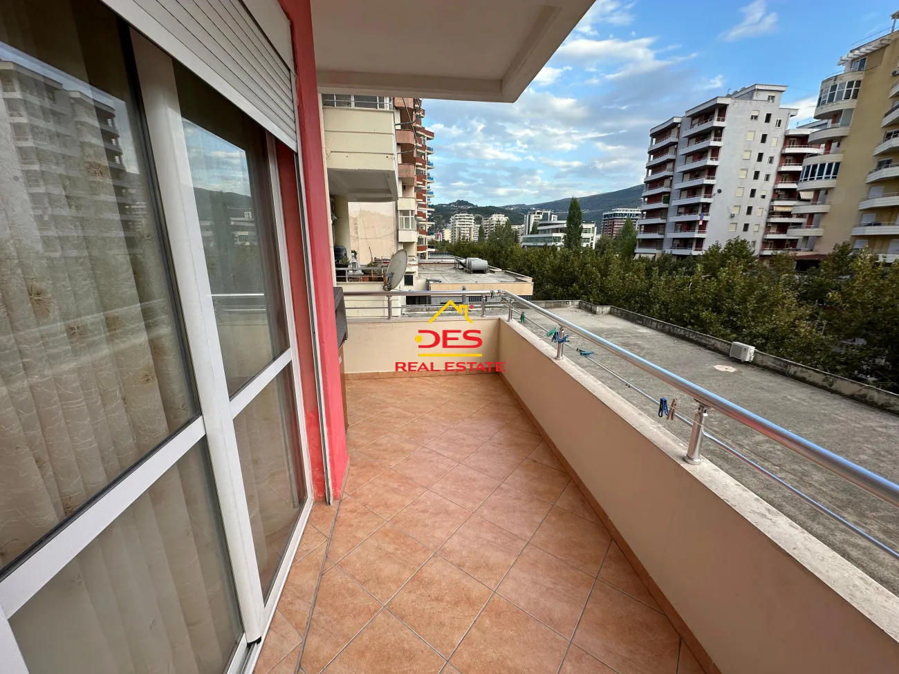 JEPET ME QIRA APARTAMENT 1+1 PRANË PORTIT ,VLORË 📍 Te Ish- Karburant Vola