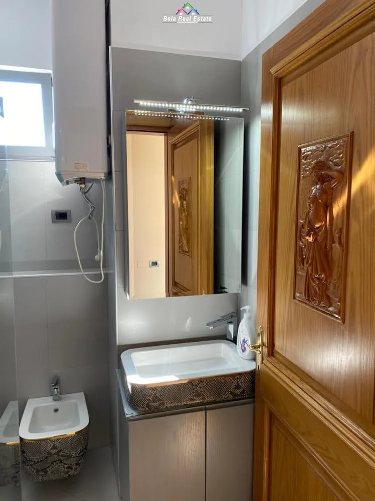 Apartament Me Qera 1+1 Ne Myslym Shyr (ID B2101637) Tirane