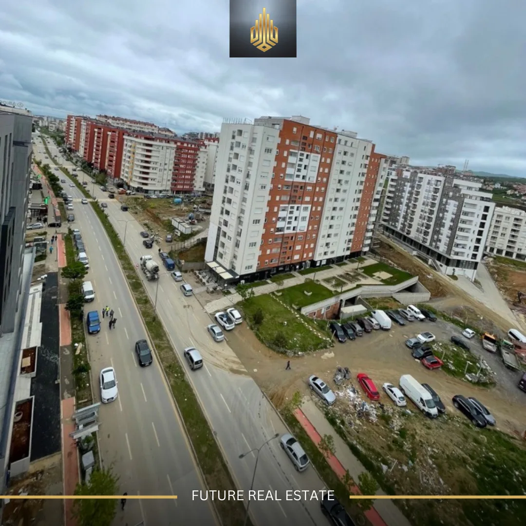 Lokal me QERA/55m²