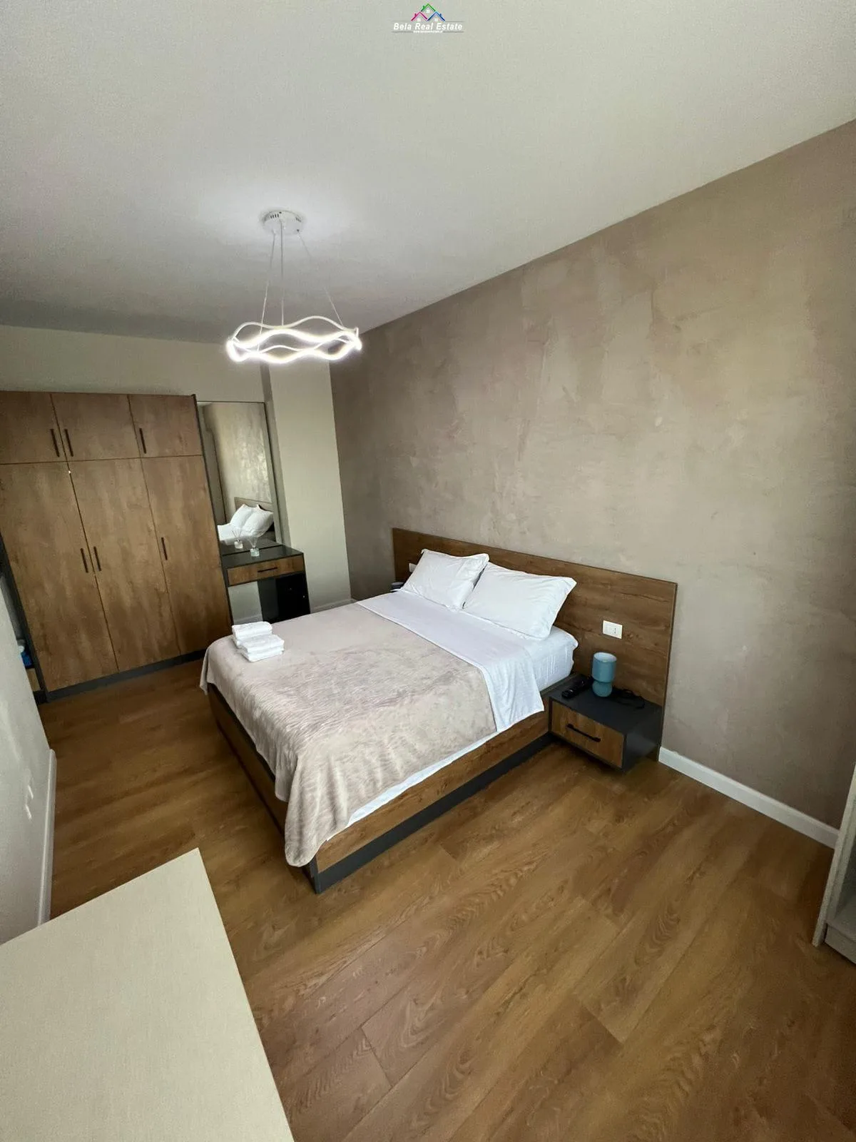Apartament/Dublex 2+1+2 Me Qera Tek Rruga e Barrikadave (ID B2201649) Tirane
