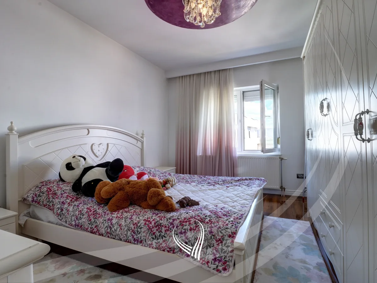 Shtëpi 320 në shitje në Llapllasellë – Lagjja Jonë