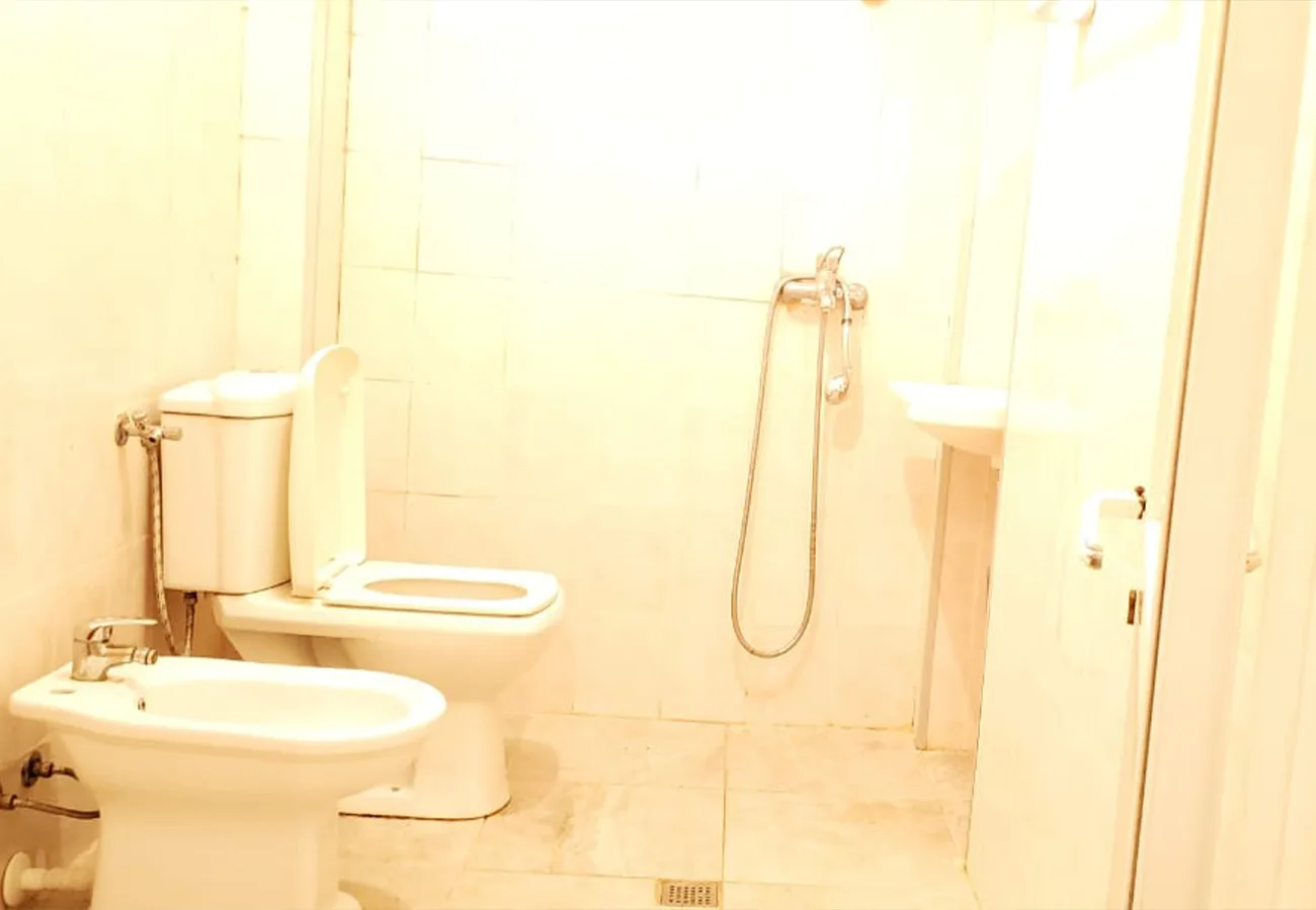 Jepet me qira ambient biznesi 1+1 në rrugën “sulejman pasha”, tiranë