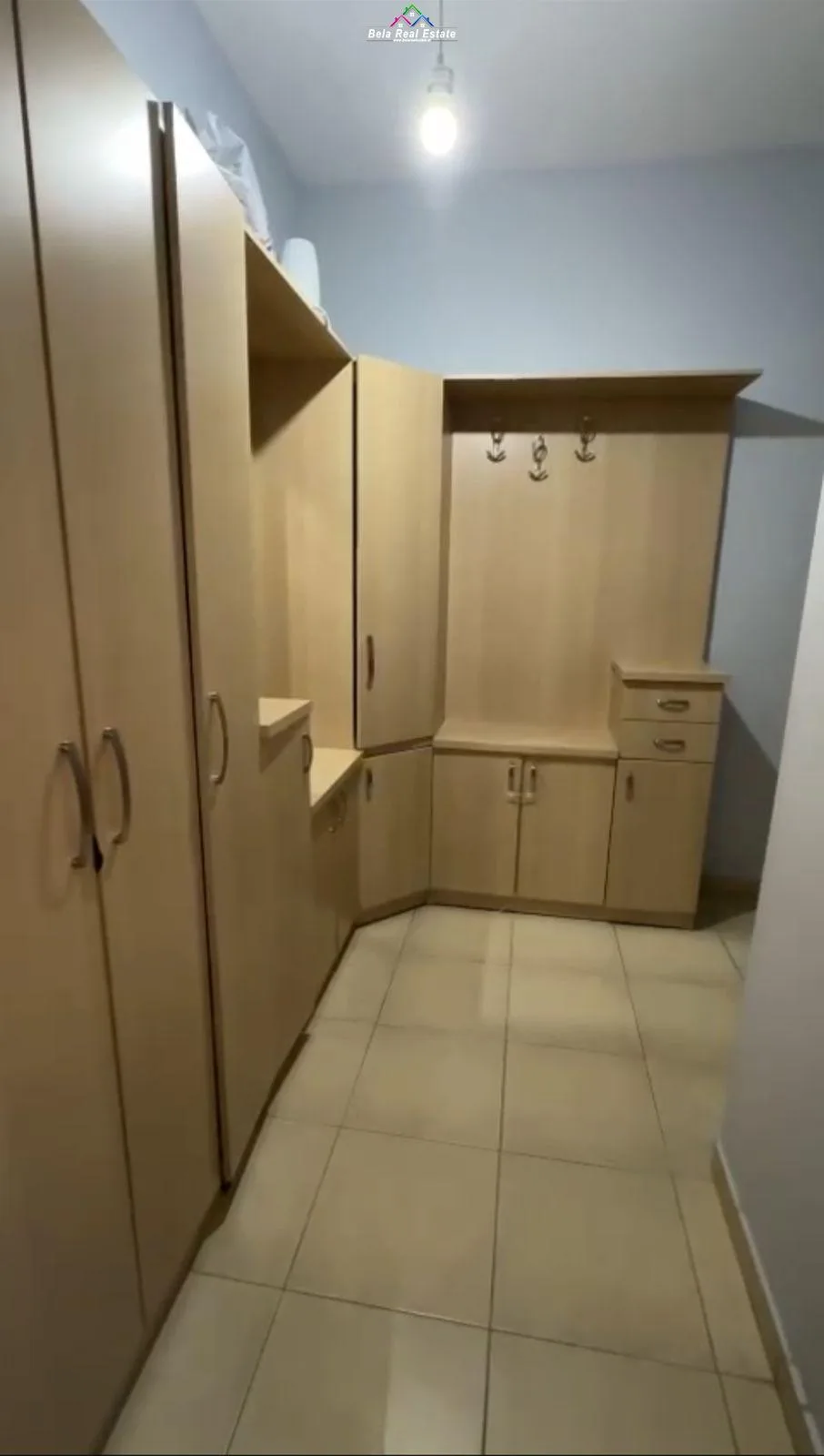Apartament Me Qera 2+1 tek Ish-tregu Elektrik (ID B2201118) Tirane