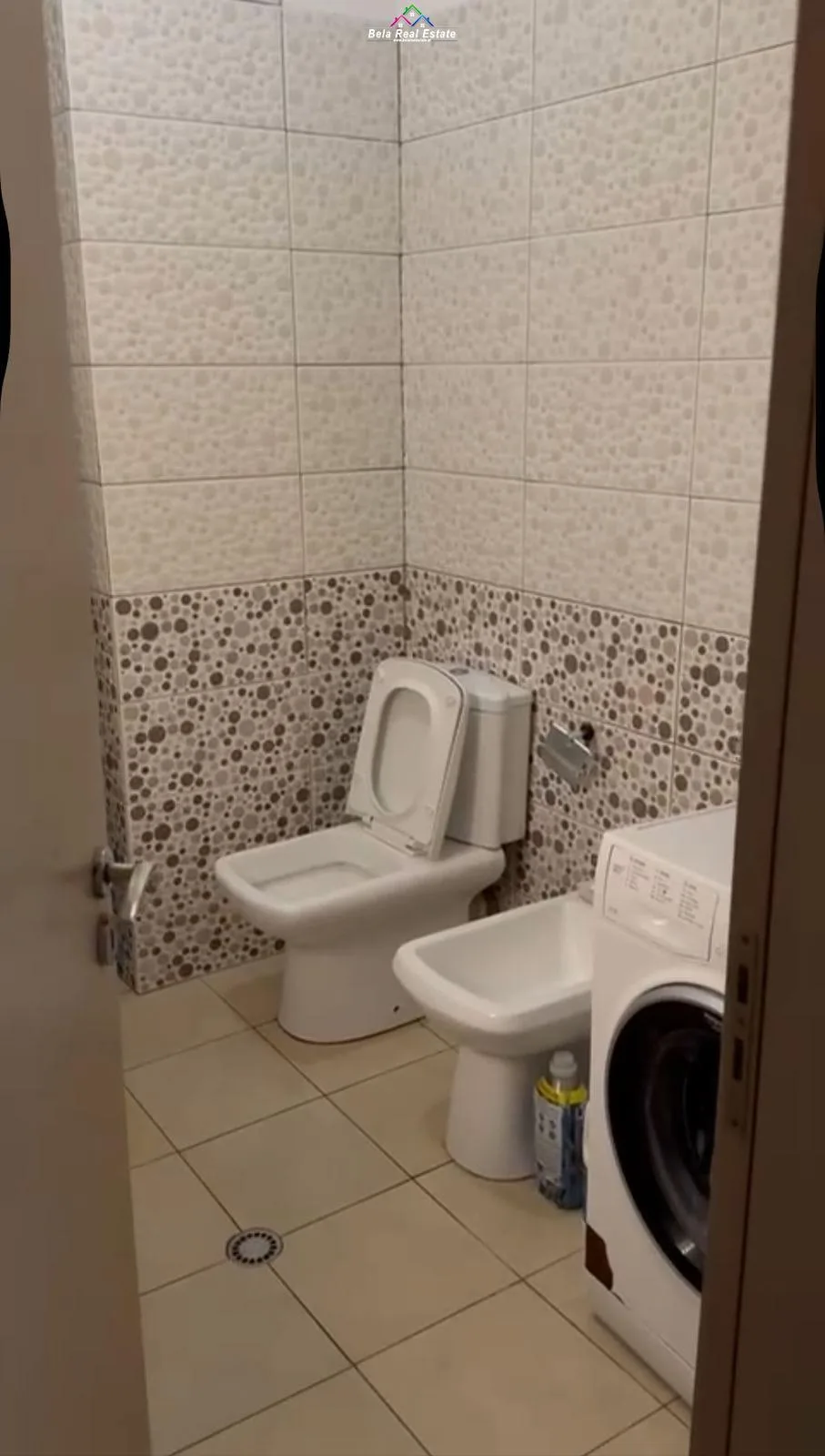 Apartament Me Qera 2+1 tek Ish-tregu Elektrik (ID B2201118) Tirane