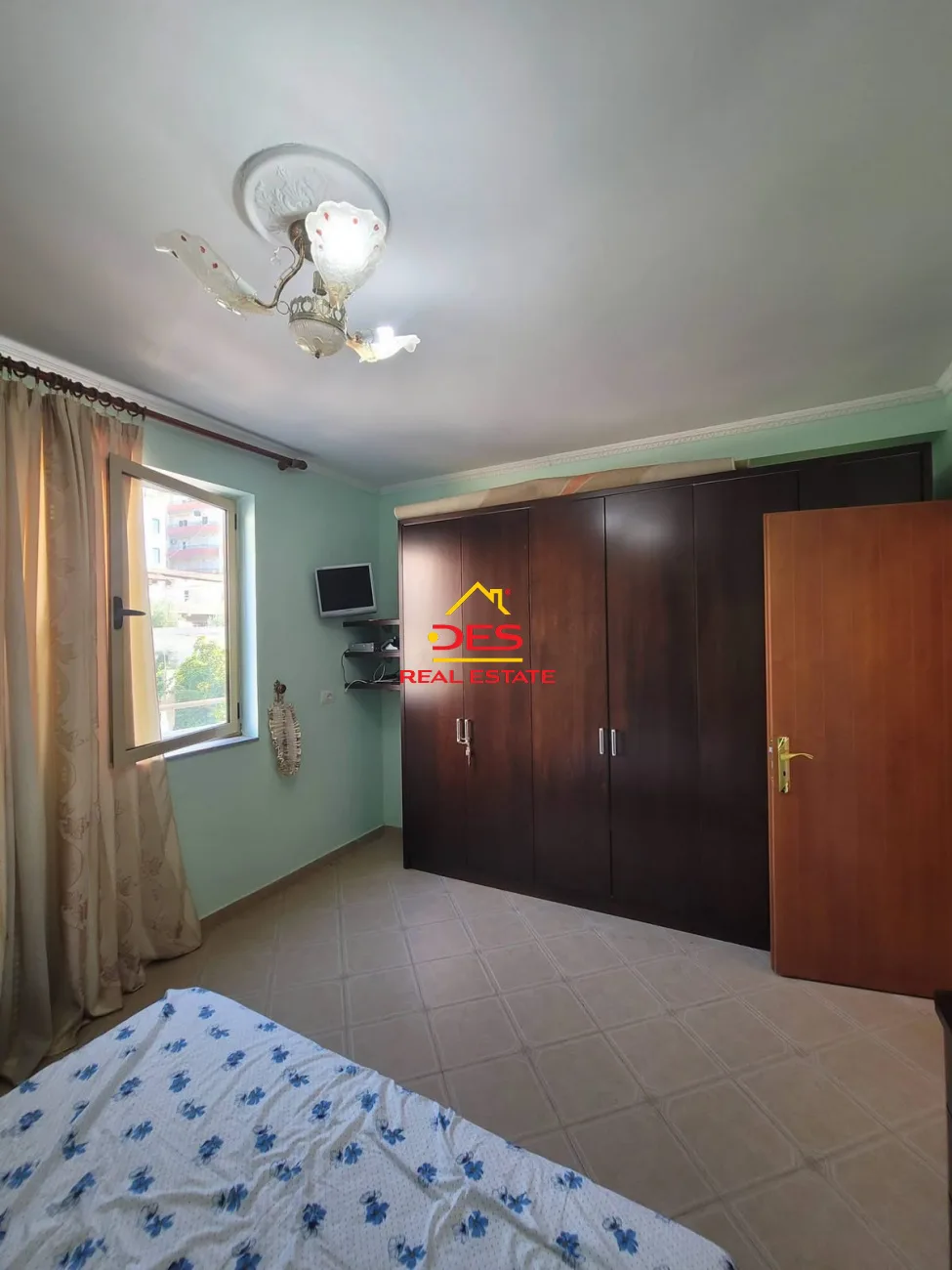 Shitet apartament 1+1 – sarandë | pranë plazhit zero zero 🌊