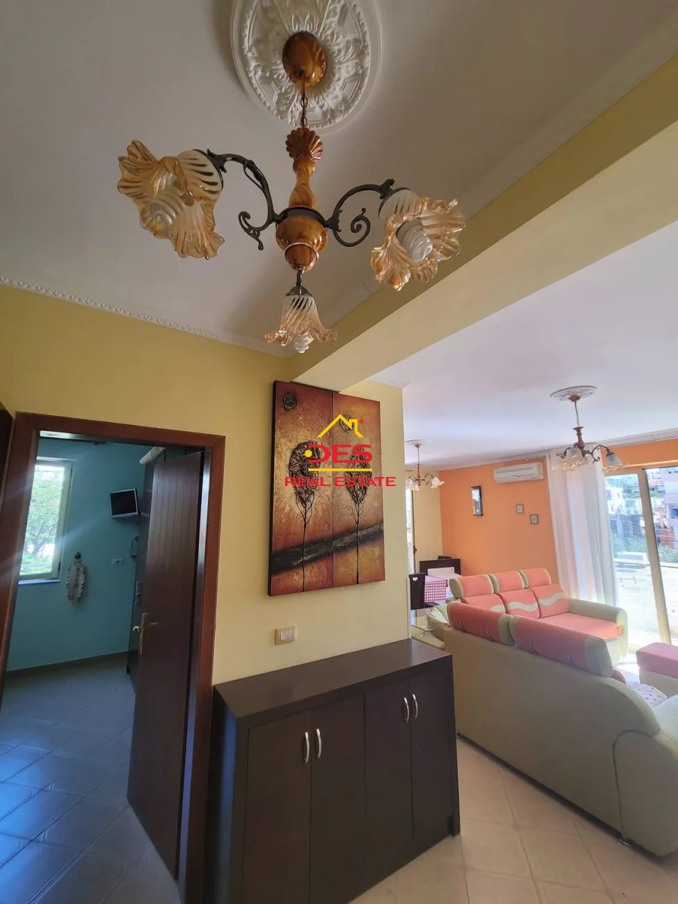 Shitet apartament 1+1 – sarandë | pranë plazhit zero zero 🌊