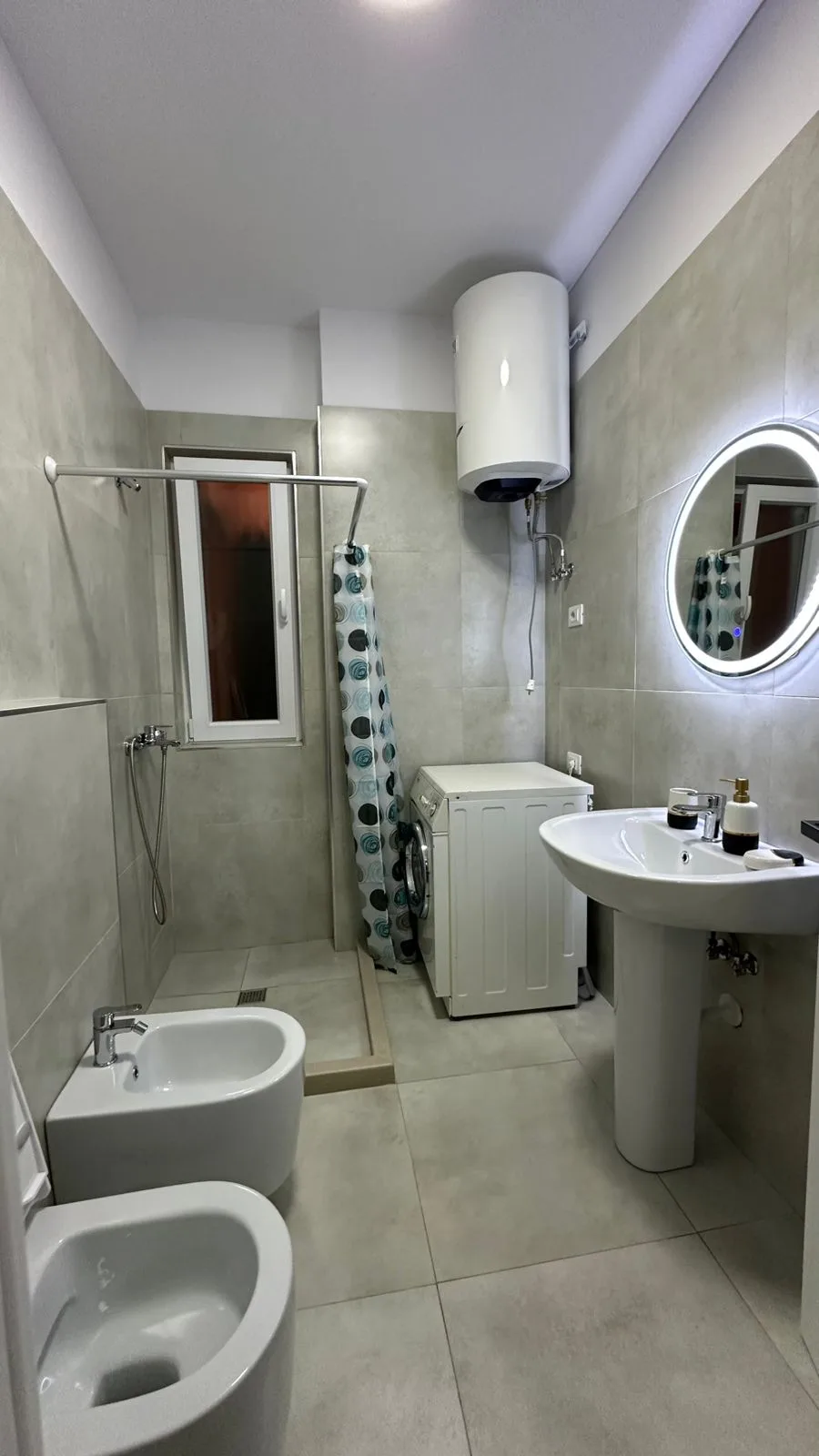 Apartament Me Qera 1+1+Post Parkimi Tek 5 Maji (ID B2101235) Tirane