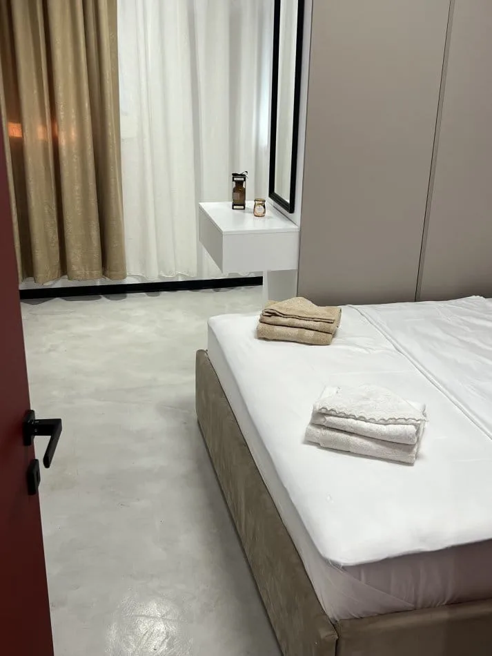 Apartament ne shitje 1+1 prane Square 21 (ID B110468) Tirane​