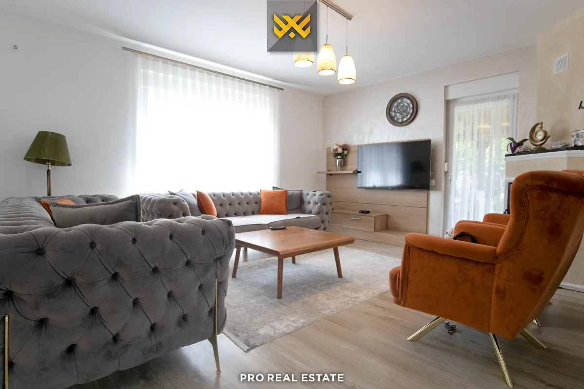 Shtëpi 230m² për #SHITJE në Matiçan.