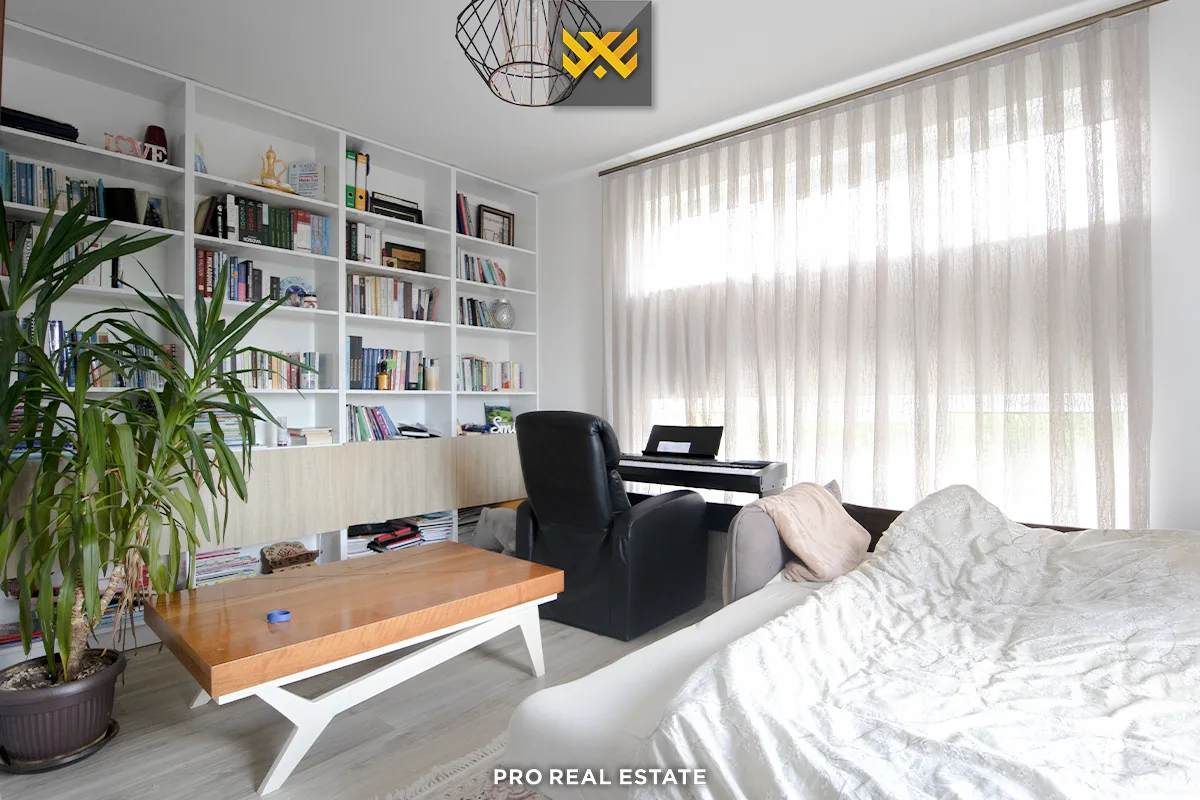 Shtëpi 230m² për #SHITJE në Matiçan.
