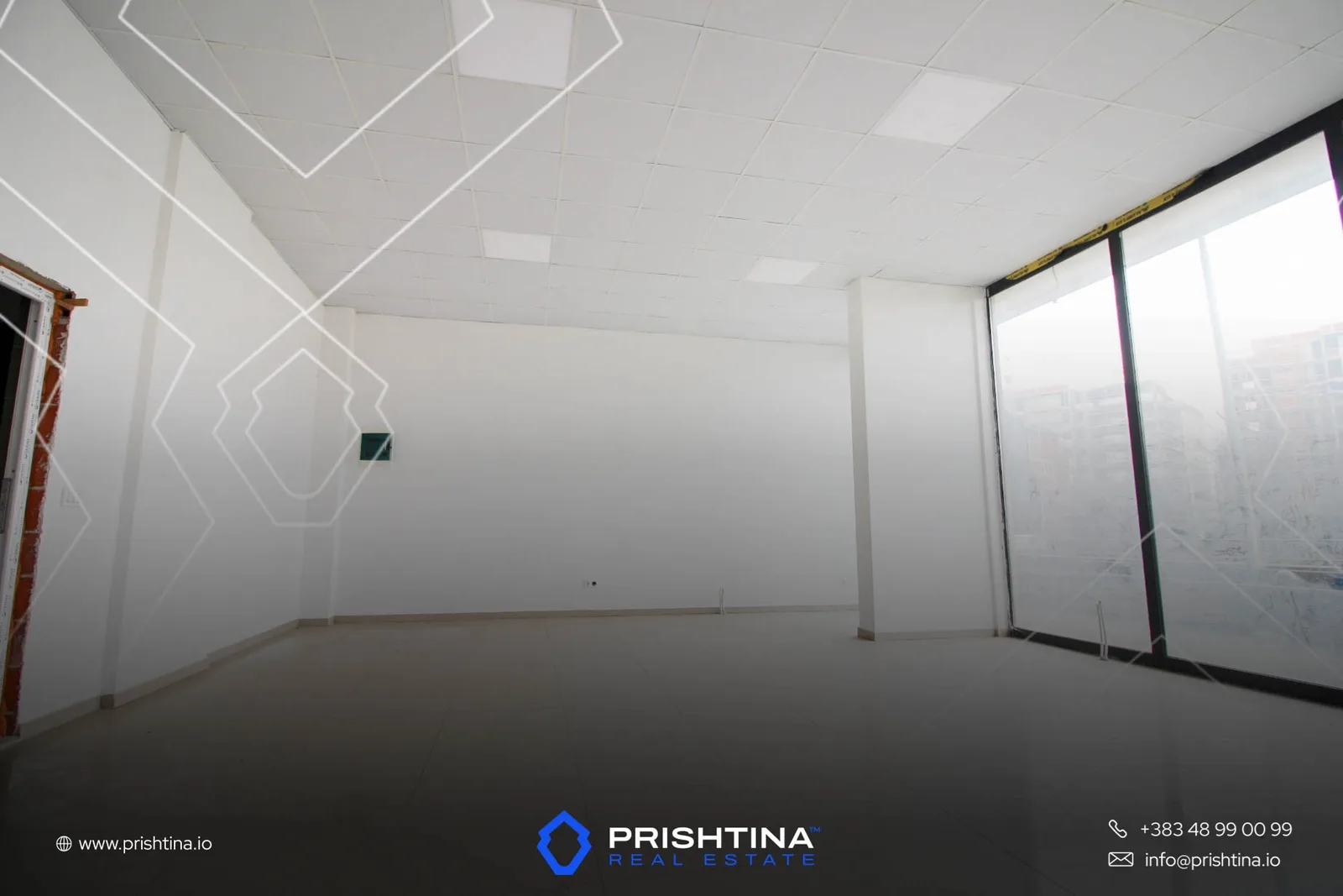 Lokal në shitje 235m² në Fushë Kosovë