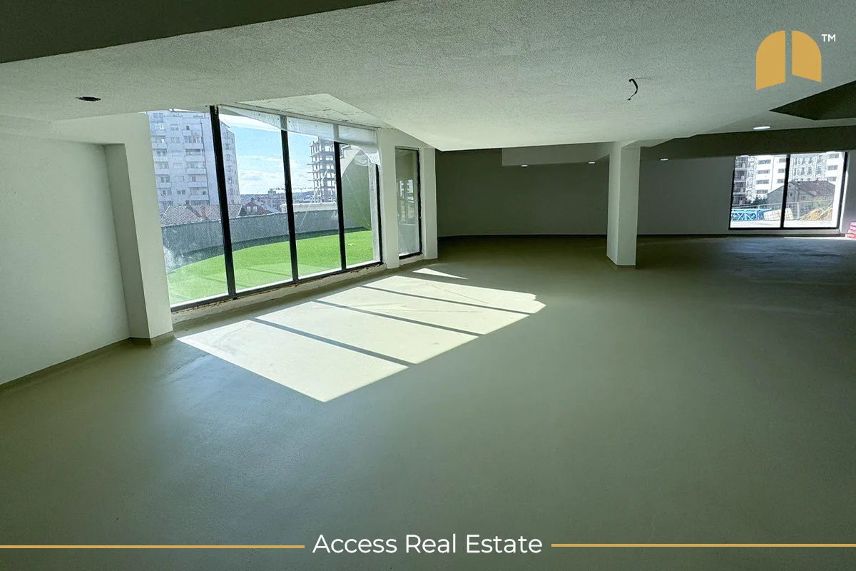 HAPËSIRË AFARISTE me QIRA – Rruga C – 500m²