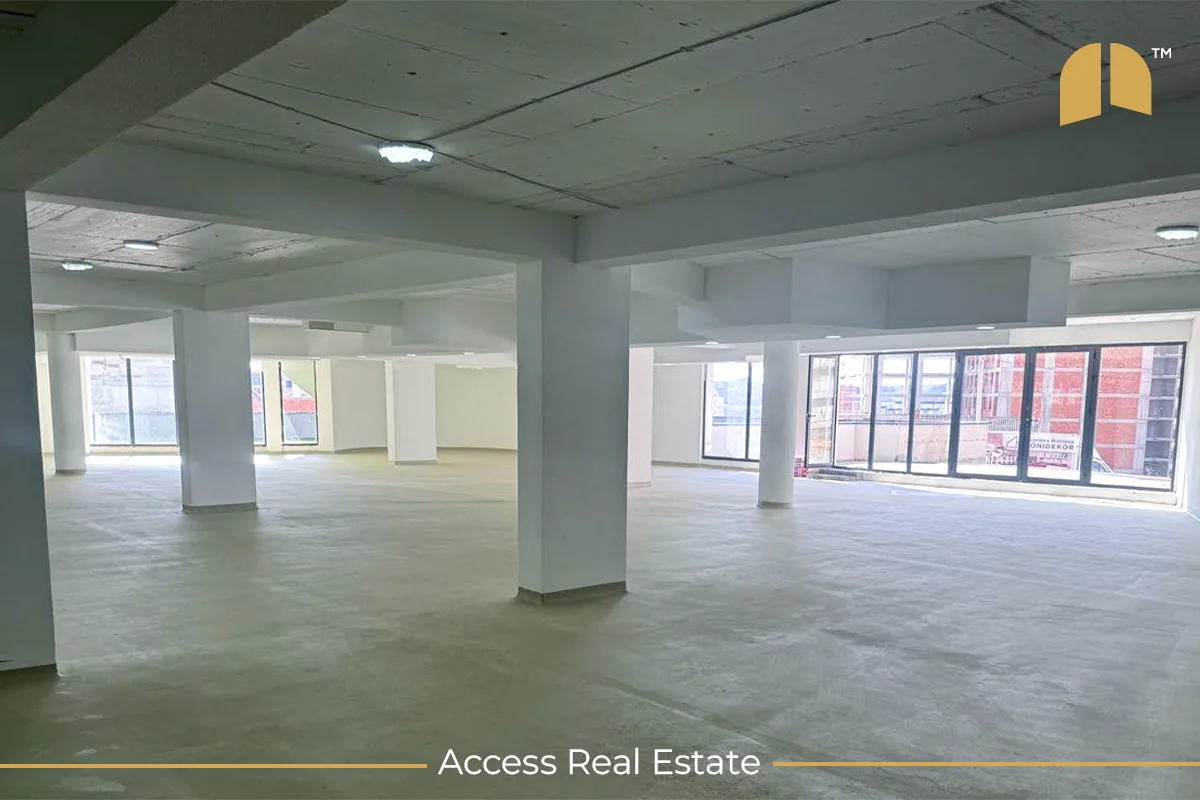 HAPËSIRË AFARISTE me QIRA – Rruga C – 500m²