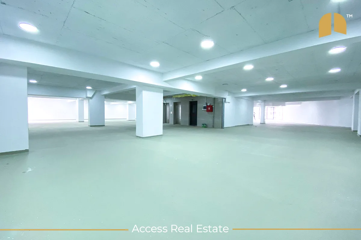 HAPËSIRË AFARISTE me QIRA – Rruga C – 500m²