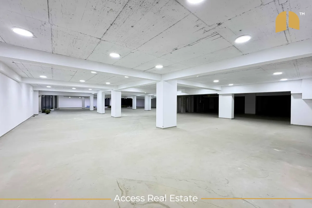 HAPËSIRË AFARISTE me QIRA – Rruga C – 500m²