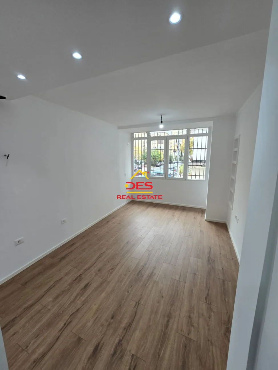 SHITET APARTAMENT 2+1 NË TIRANË. 📍 Pranë Ish Restorant Durrësi