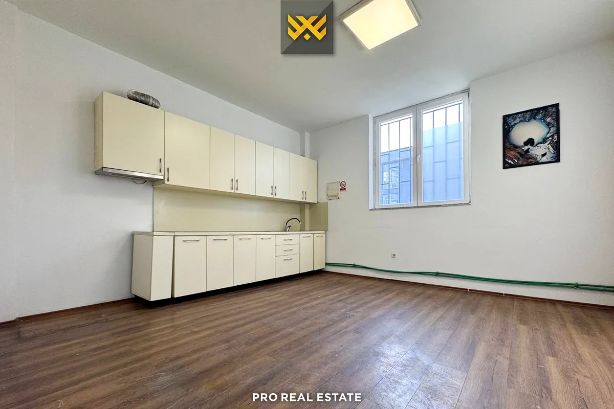 Depo 1300m² me #QIRA në Çagllavicë
