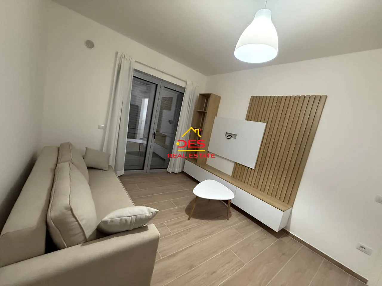 Shitet ose jepet me qira apartament 1+1 në orikum , vlorë.