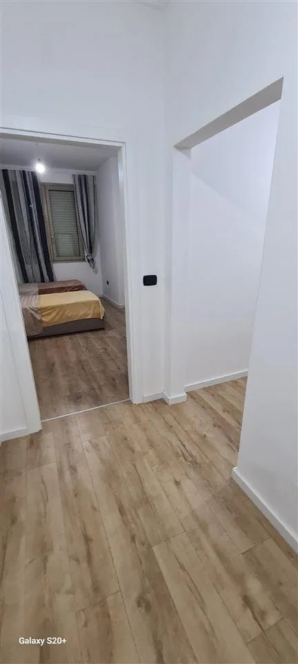Apartament Me Qera 2+1 Tek Rruga Elbasanit (ID B220372) Tirane.