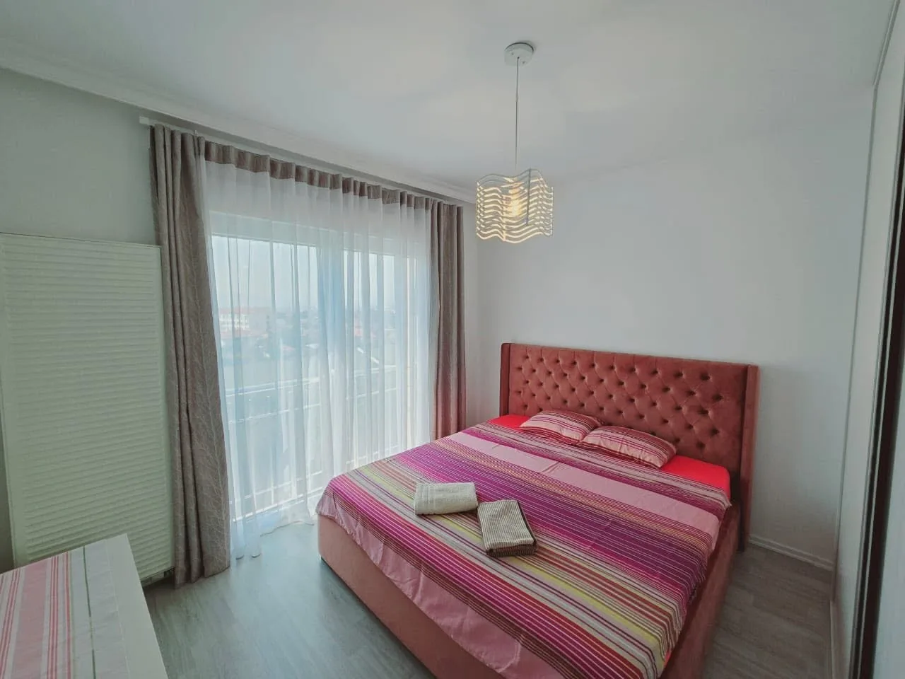 Banesë në shitje në Kalabri (Emshir)