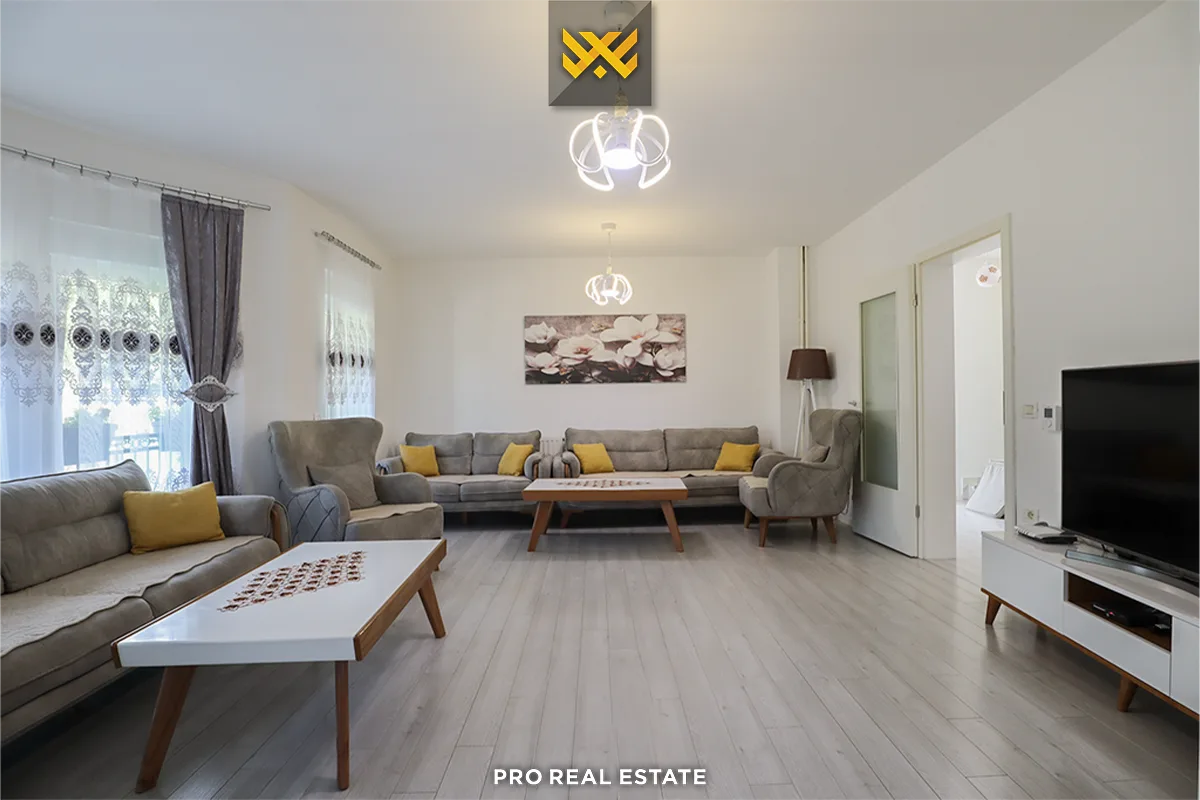 Shtëpi 283.53m² për #SHITJE në Kolovicë e Re