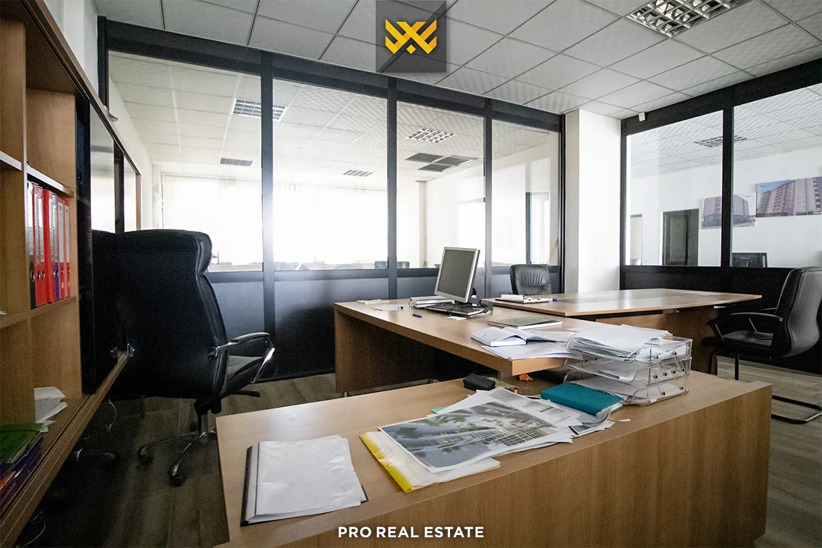 Lokal 185m² me #QIRA në Lagjen e Muhaxherëve.