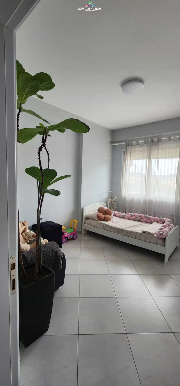 Apartament me qera 2+1 Tek Kompleksi Golden Park ( ID B2201616) Tirane