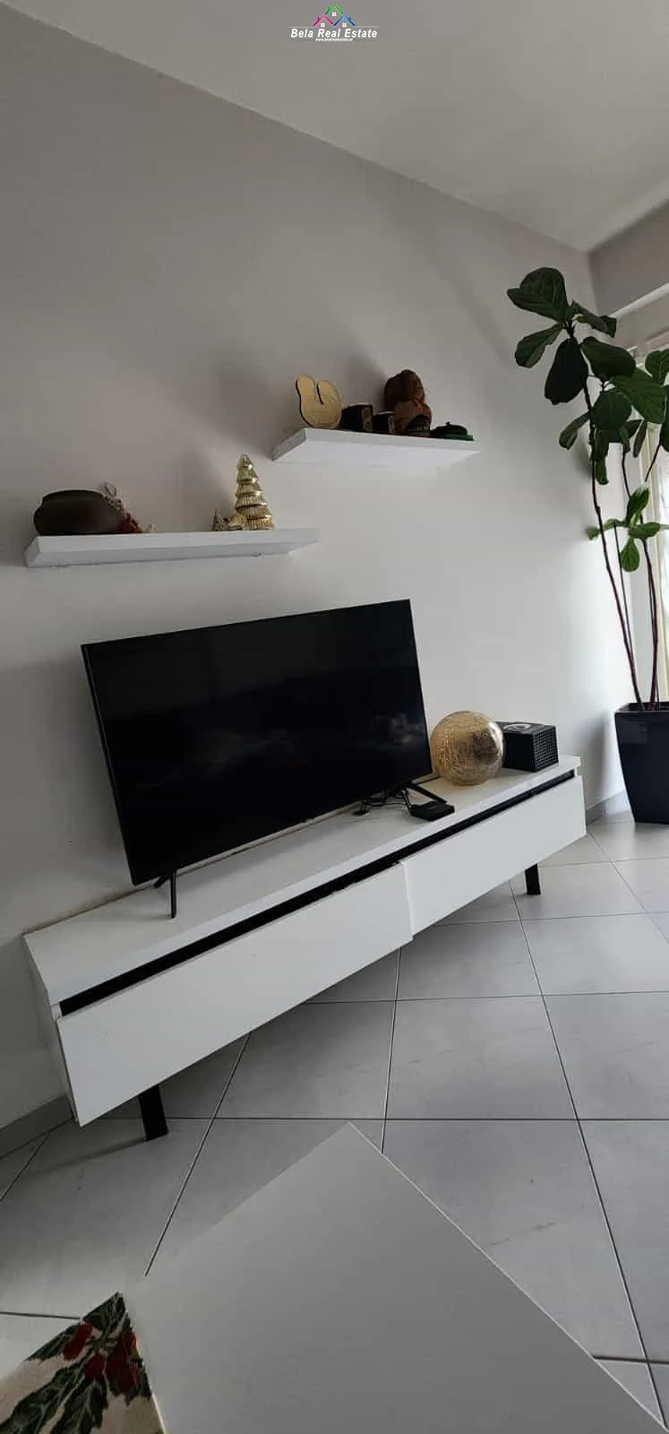 Apartament me qera 2+1 Tek Kompleksi Golden Park ( ID B2201616) Tirane