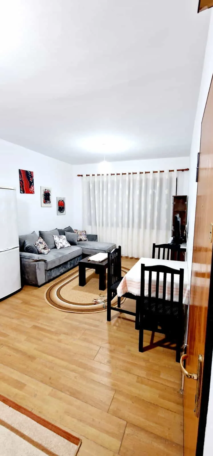 Apartament me qera 2+1 tek Rruga Bardhyl (ID B221312) Tirane