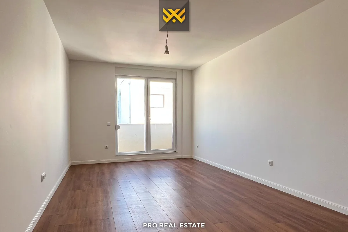 Banesë Penthouse 190.60m² + 71m² me #QIRA te Mati 1