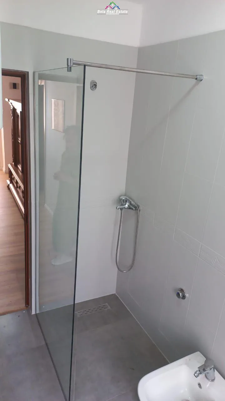 Apartament Me Qera 2+1 Tek Blloku (ID B221214) Tirane.