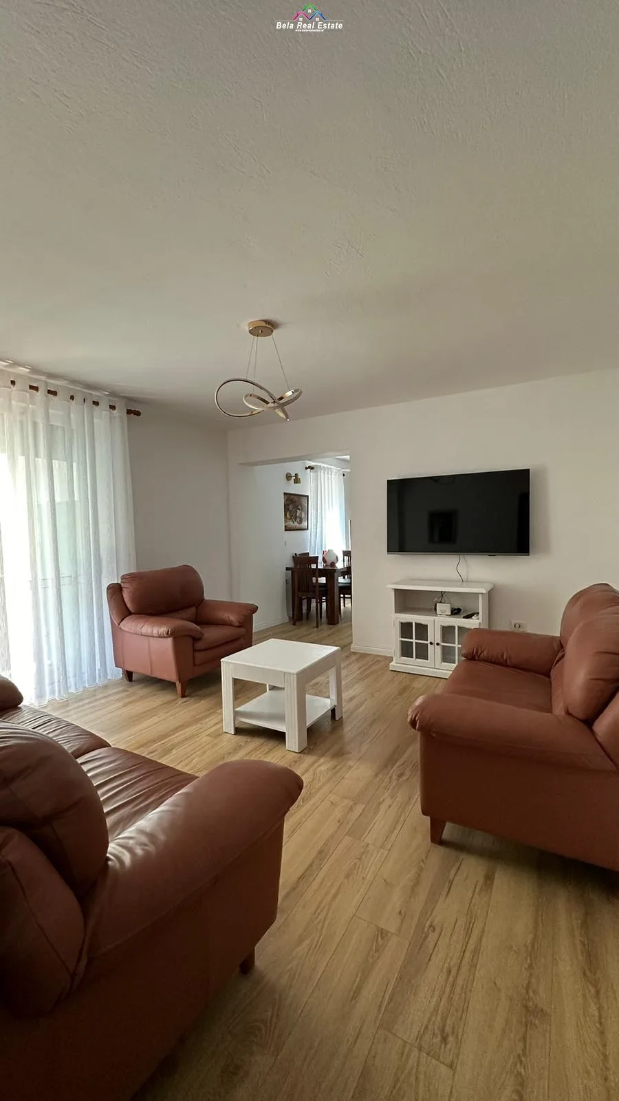 Apartament Me Qera 2+1 Tek Blloku (ID B221214) Tirane.