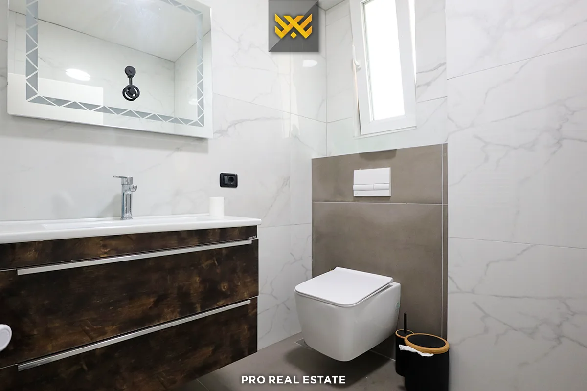 Duplex Penthouse 190m² + 150m² për #SHITJE në Lagjen e Muhaxherëve