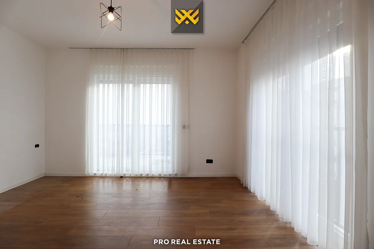 Duplex Penthouse 190m² + 150m² për #SHITJE në Lagjen e Muhaxherëve