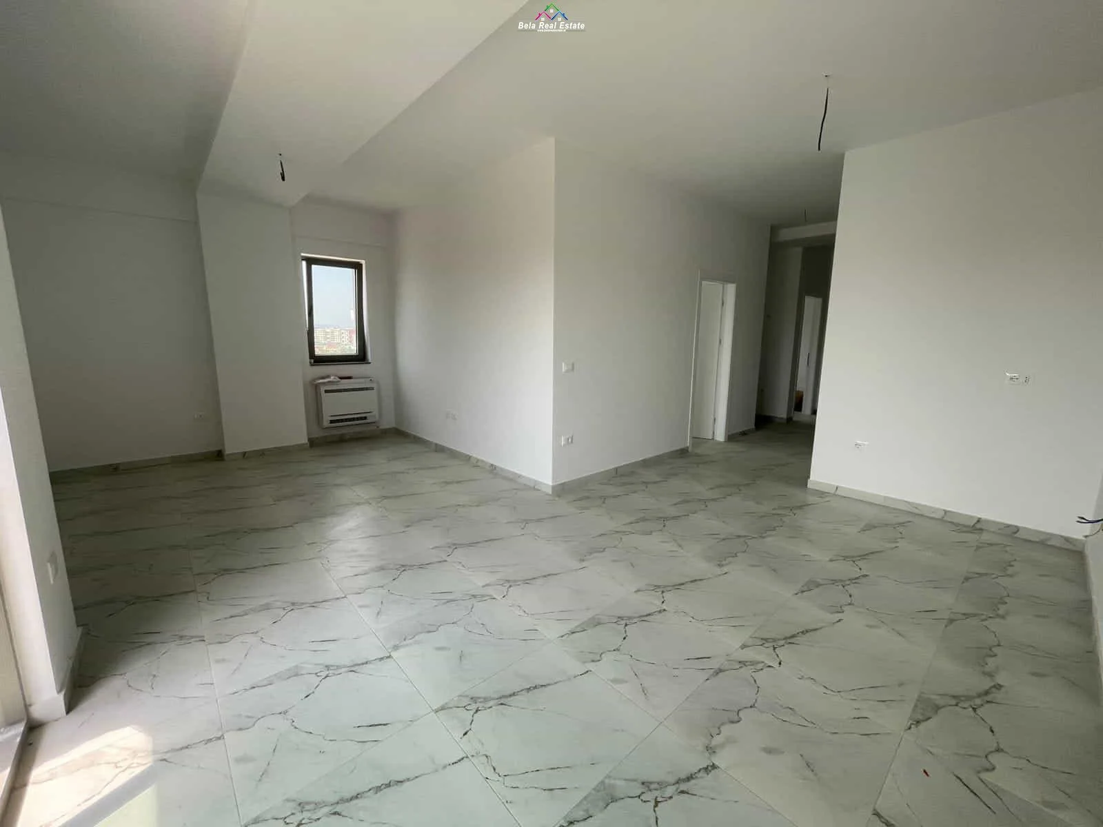 Apartament 2+1+2 Ne Shitje Tek Fusha e Aviacionit (ID B120757) Tirane