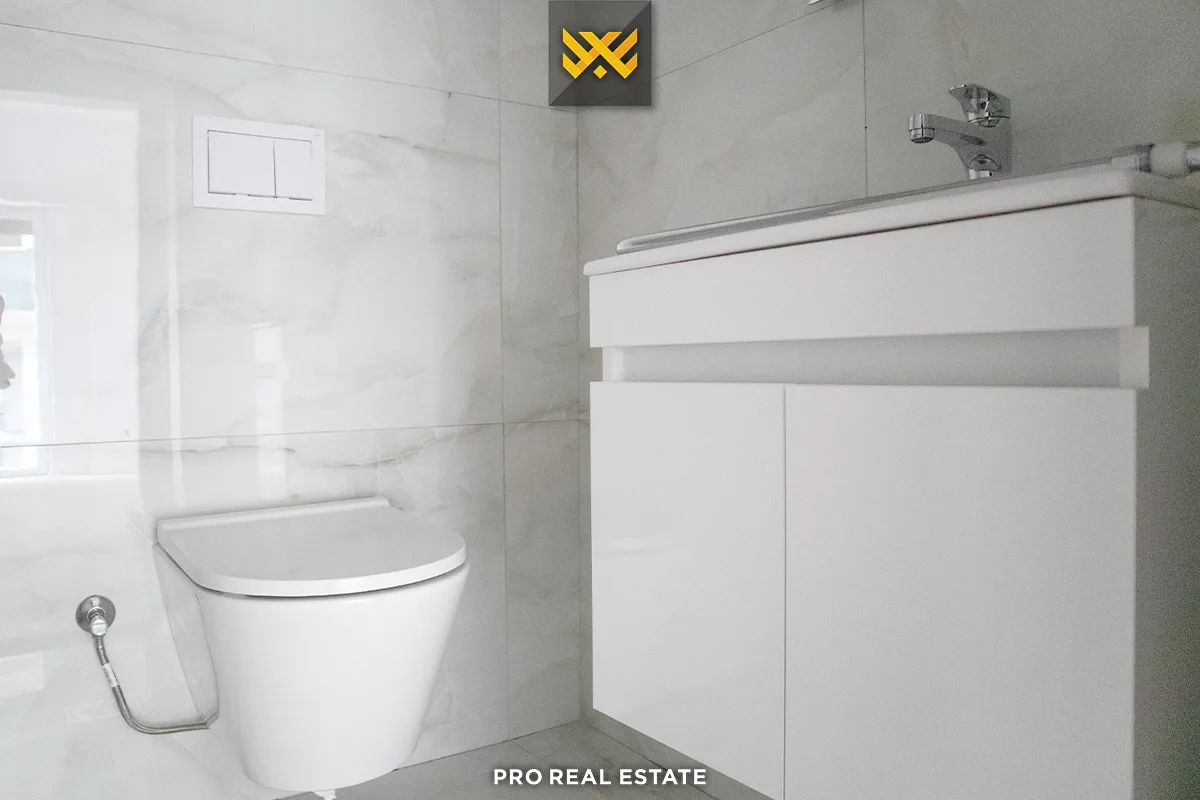 Banesë / Zyre 85m² me #QIRA te Prishtina e Re.
