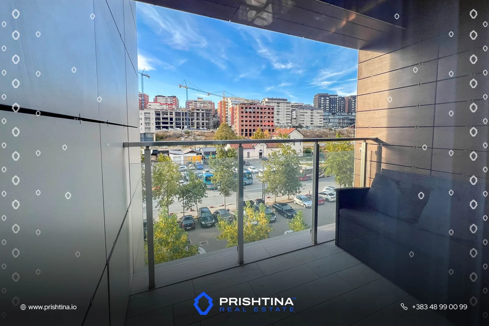 Banesë me qira 115m² në Qendër