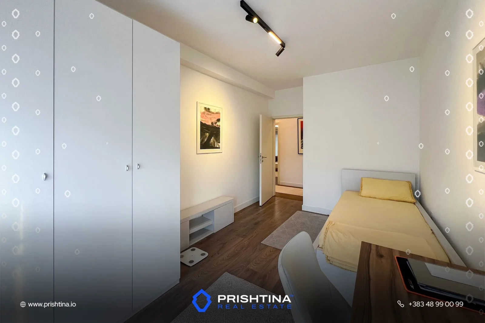 Banesë me qira 115m² në Qendër
