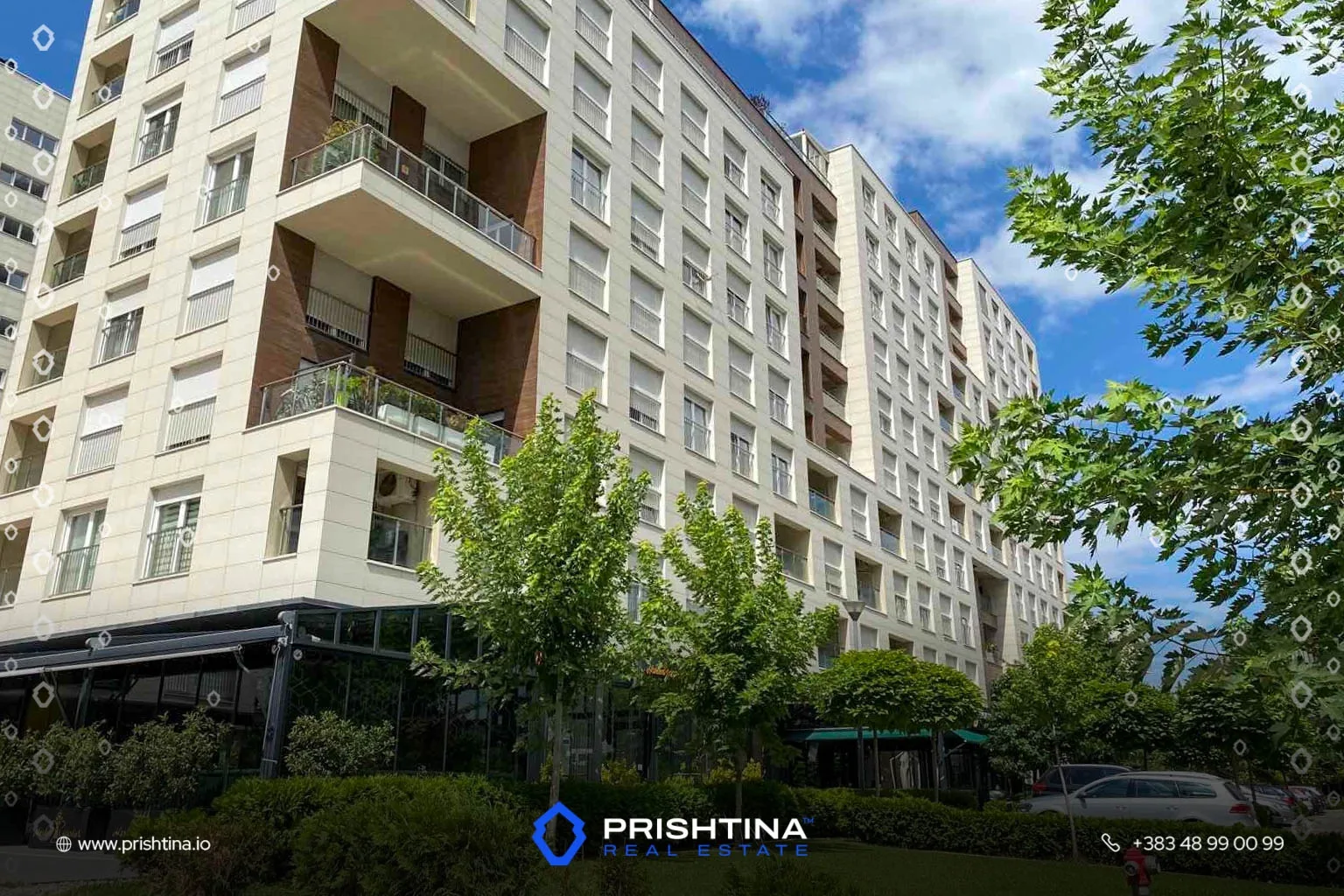 Banesë me qira 115m² në Qendër