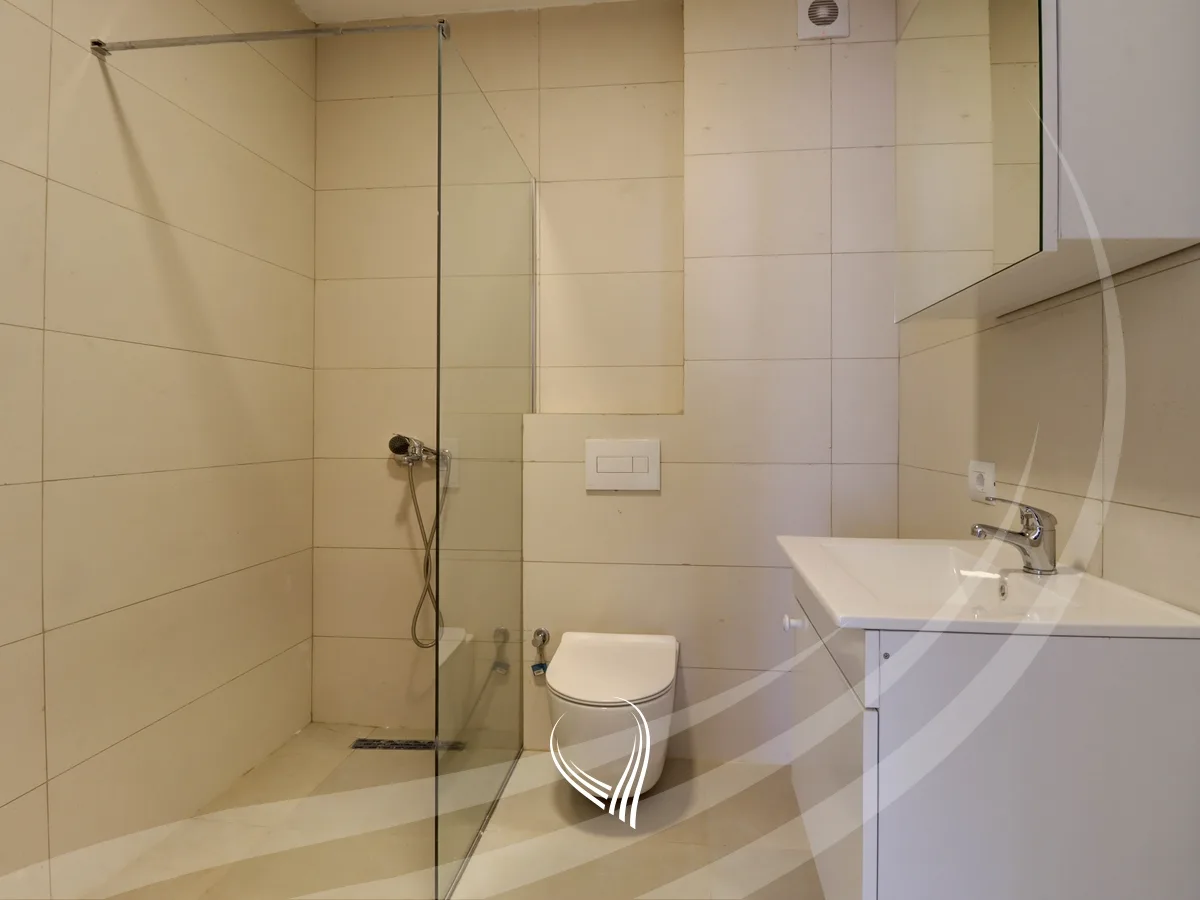 Banesë me 3 dhoma gjumi me qira në lagjen Mati 1