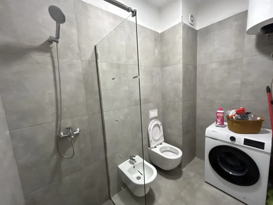 Apartament Me Qera 2+1 Tek 5 Maj (ID B2201361) Tirane.