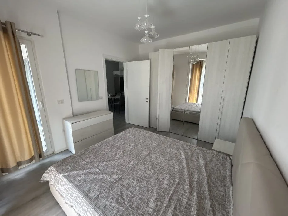 Apartament Me Qera 2+1 Tek 5 Maj (ID B2201361) Tirane.