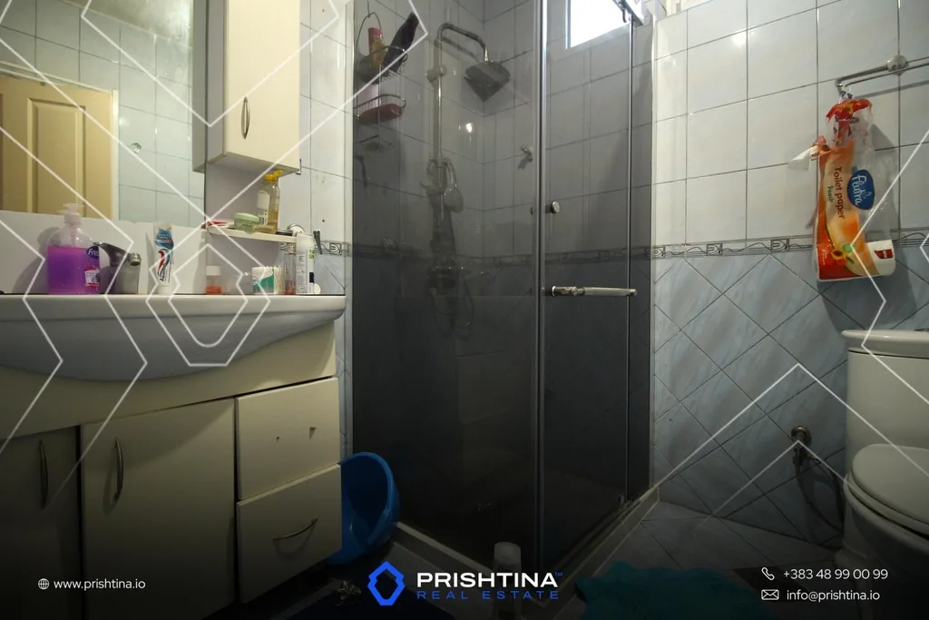 Shtëpi në #shitje 278m² në Veternik 🏡✨