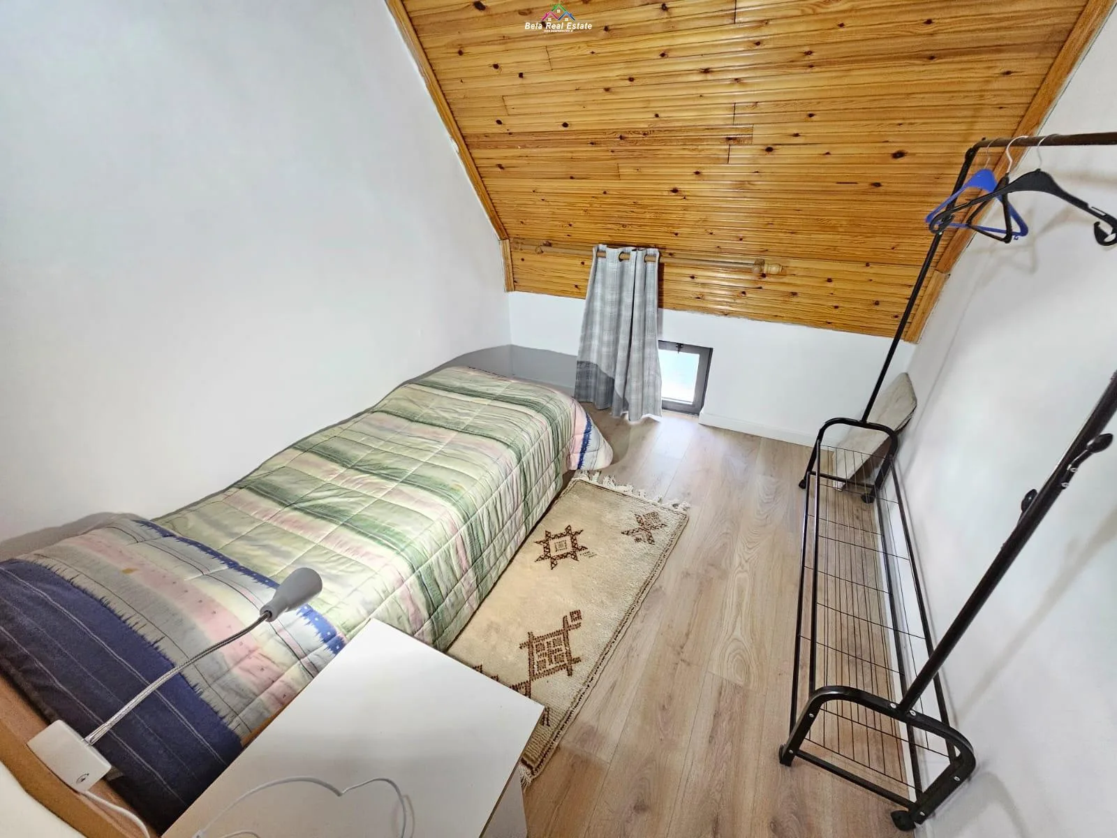 Vile me Qera 3+1 tek Ish Tregu Elektrik (ID BV22488) Tirane