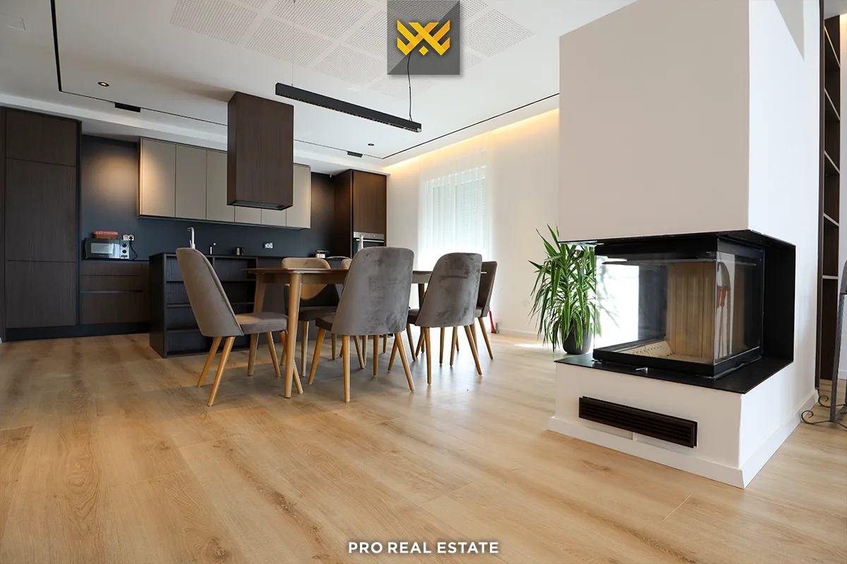 Banesë 176.5m² + 50m²për #SHITJE në Lagjen e Muhaxherëve