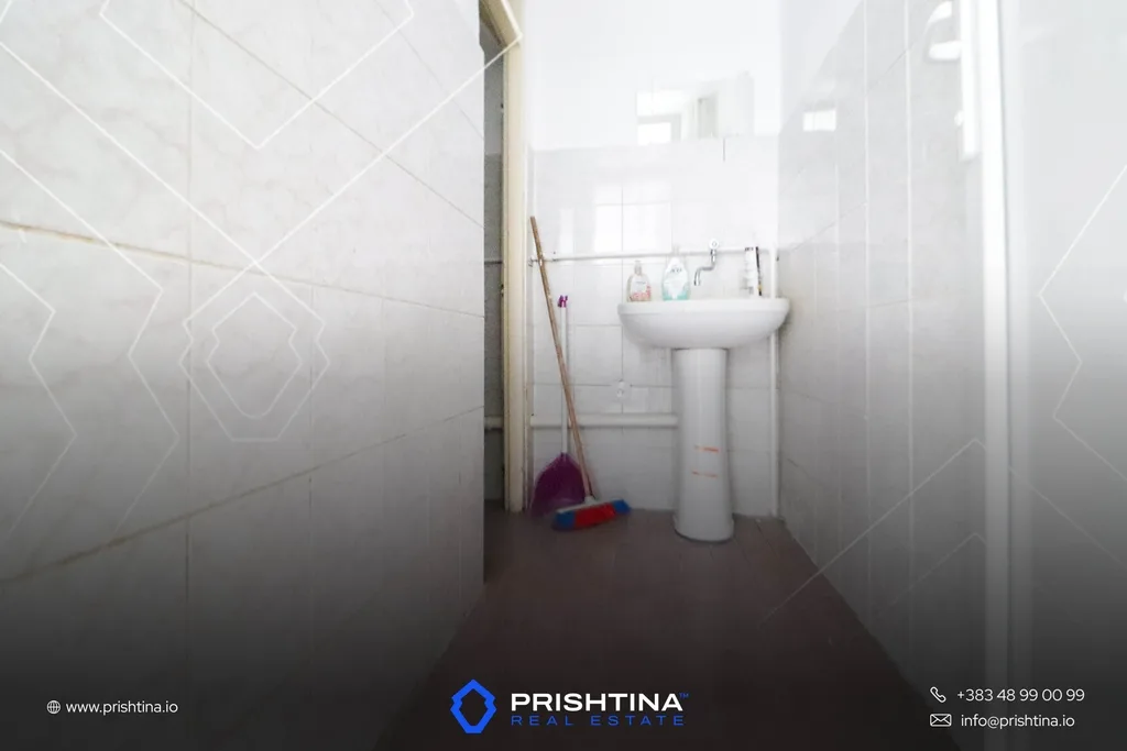 Objekt me qira 157m² në Dardani
